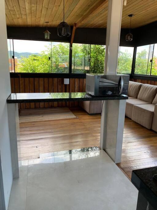 Suite Com Hidro No Centro Balneário Camboriú Εξωτερικό φωτογραφία